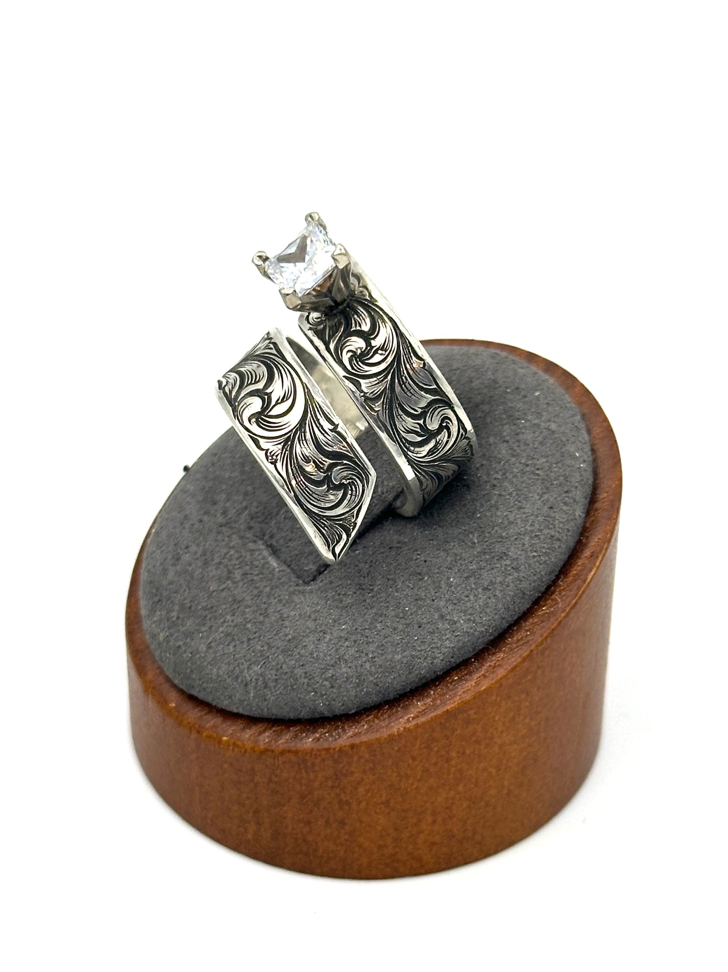 Spiral Ring Sz 7.5 +
