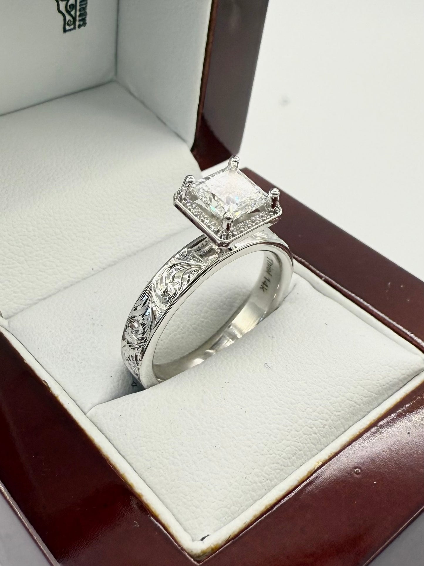 Engagement Ring Sz 7.5