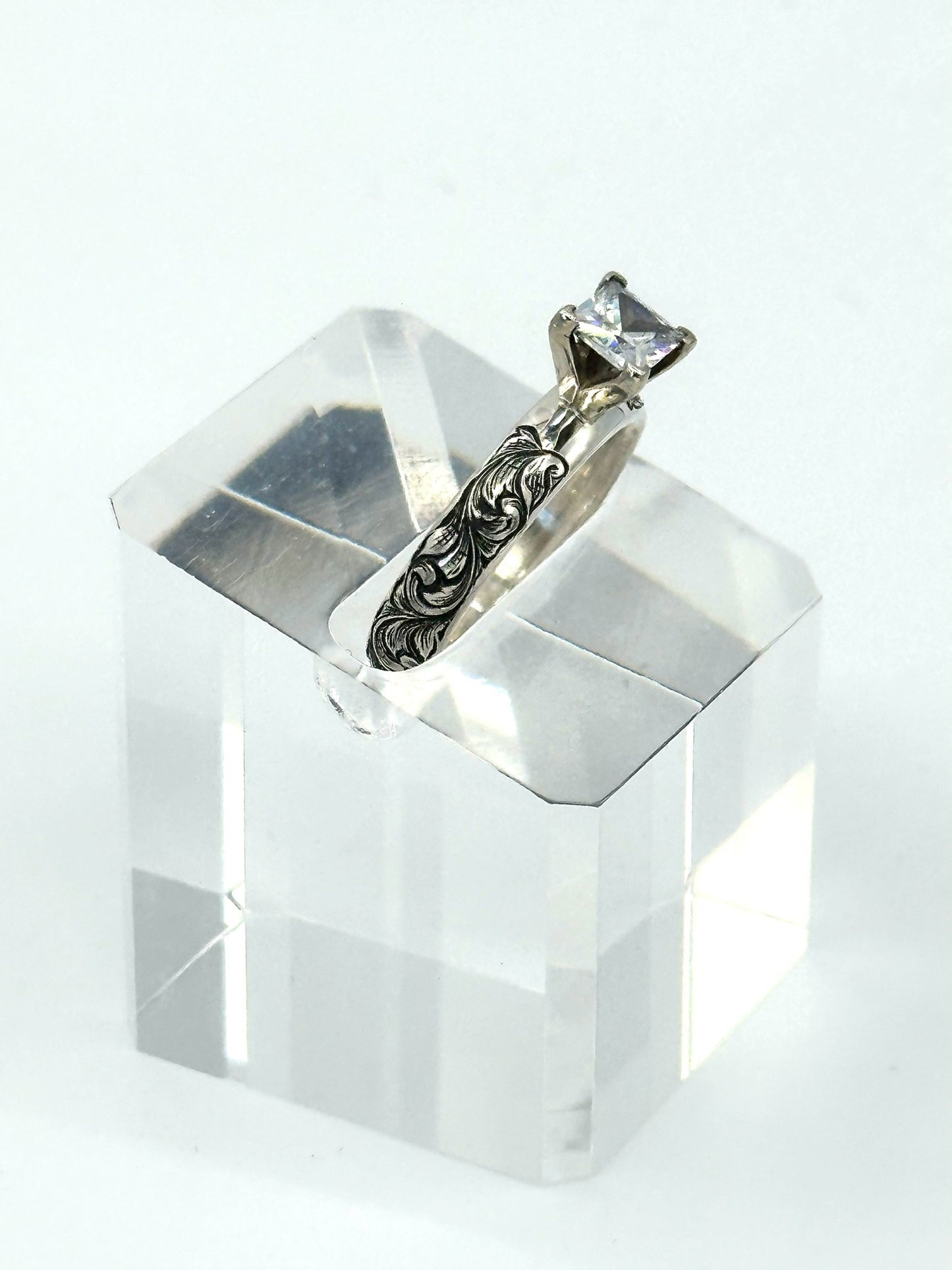 Sterling Band & CZ Sz 8