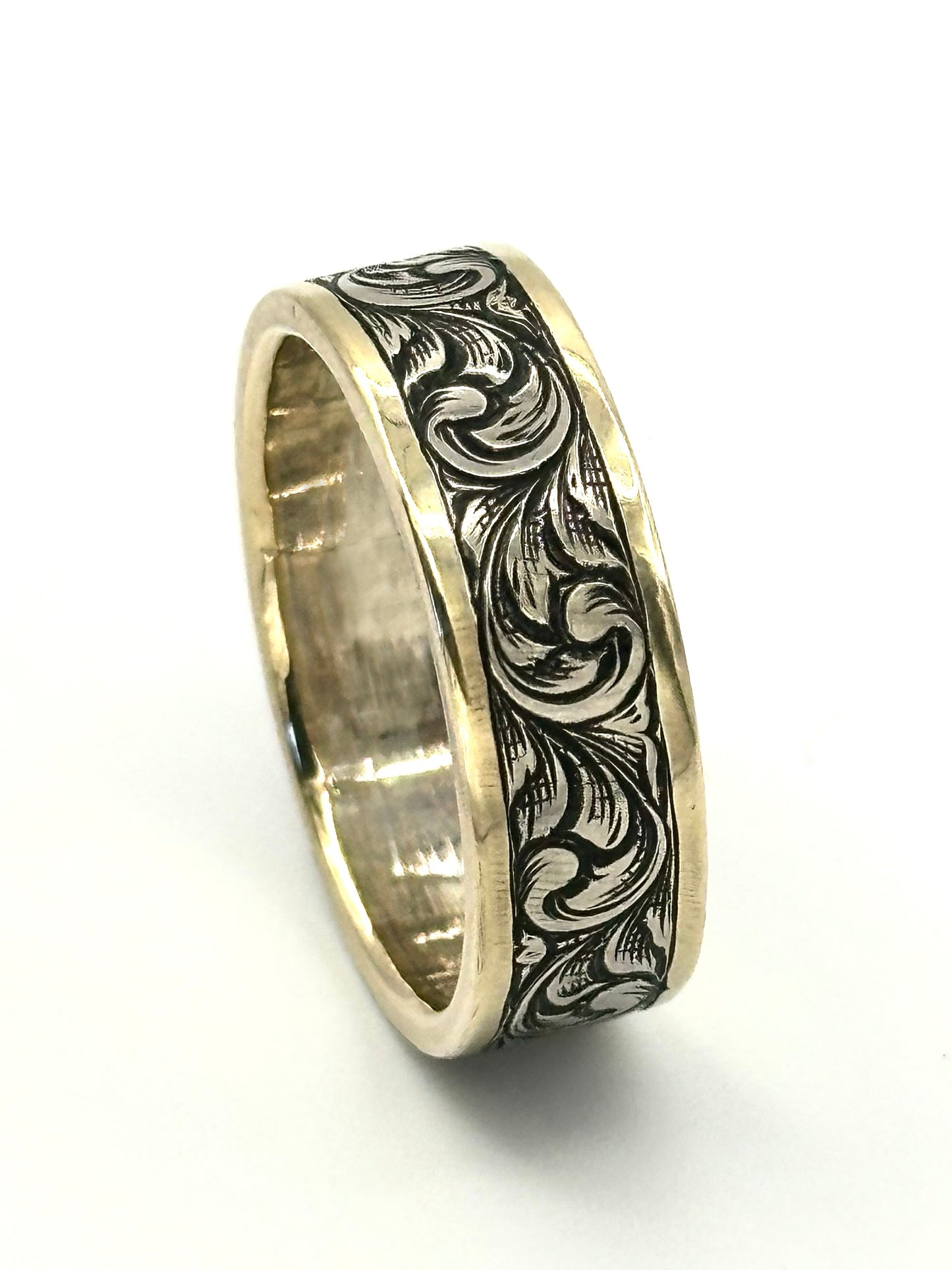 Two Tone 14k Gold Band Sz 11