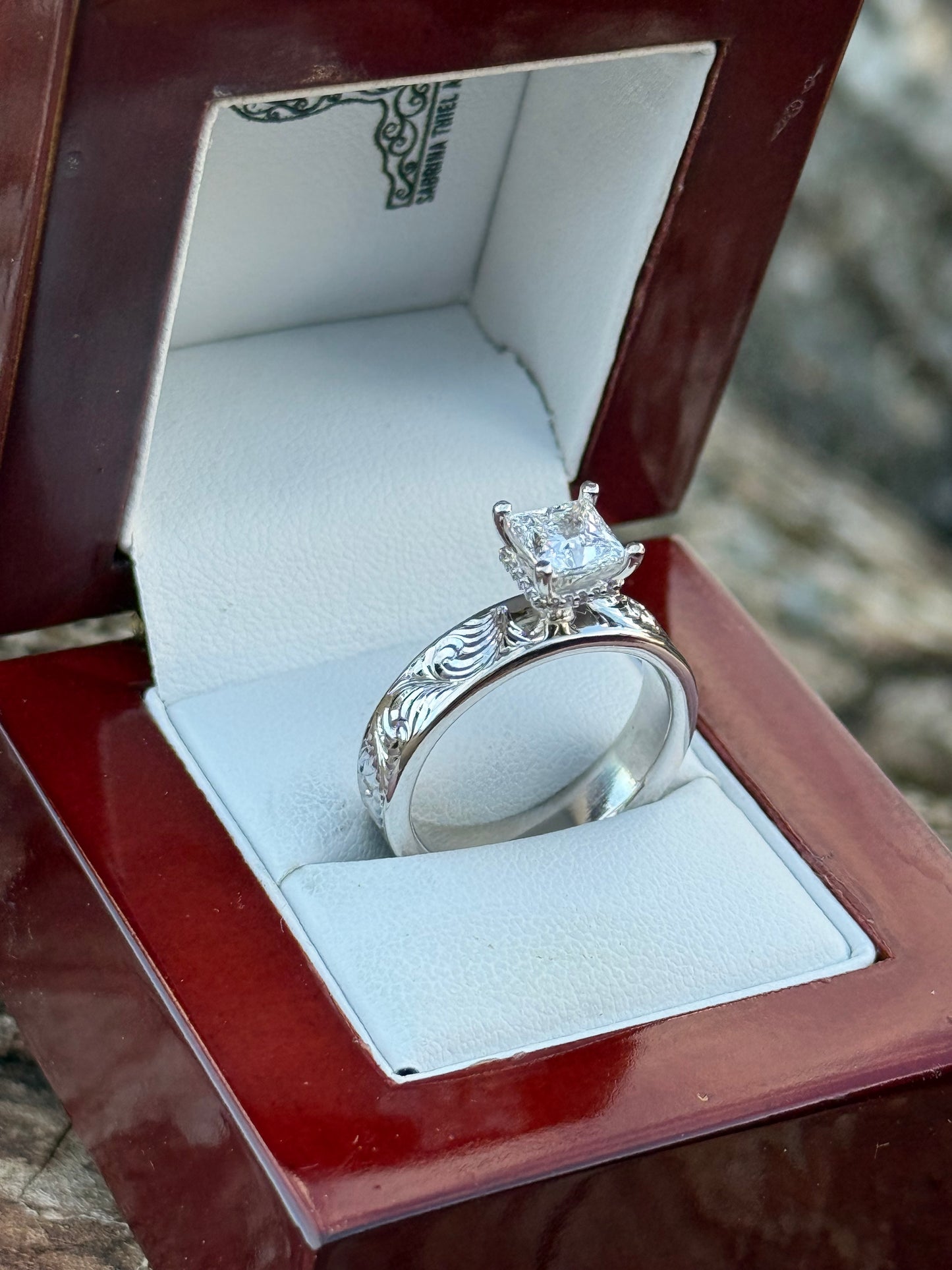 Engagement Ring Sz 7.5