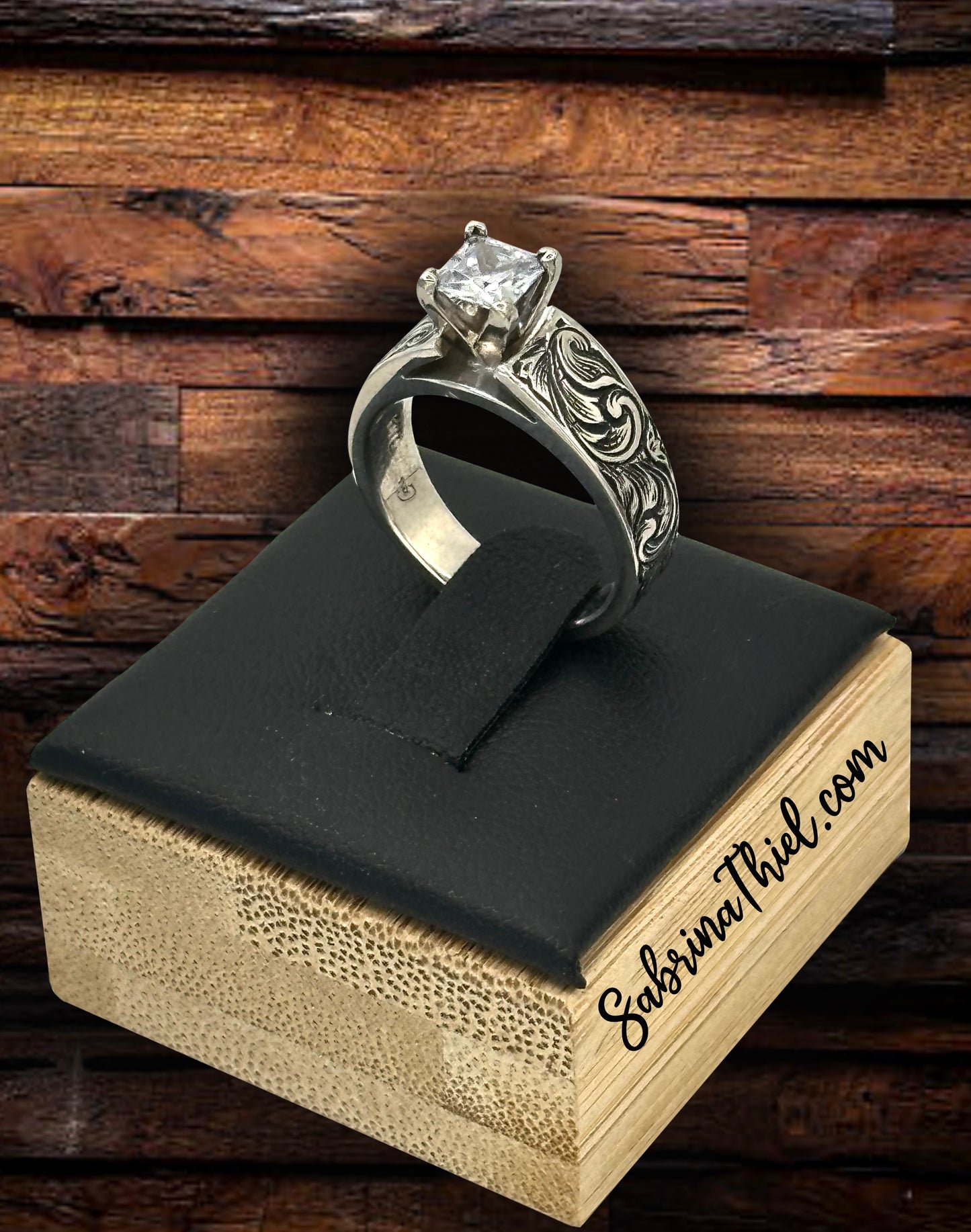 Cathedral Ring Sz 6 CZ