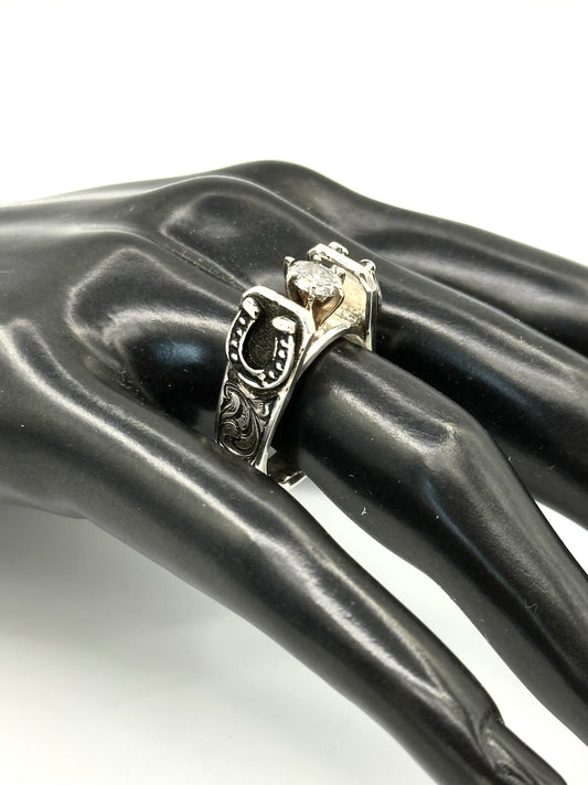 Horseshoe Ring Sz 7.5 Diamond