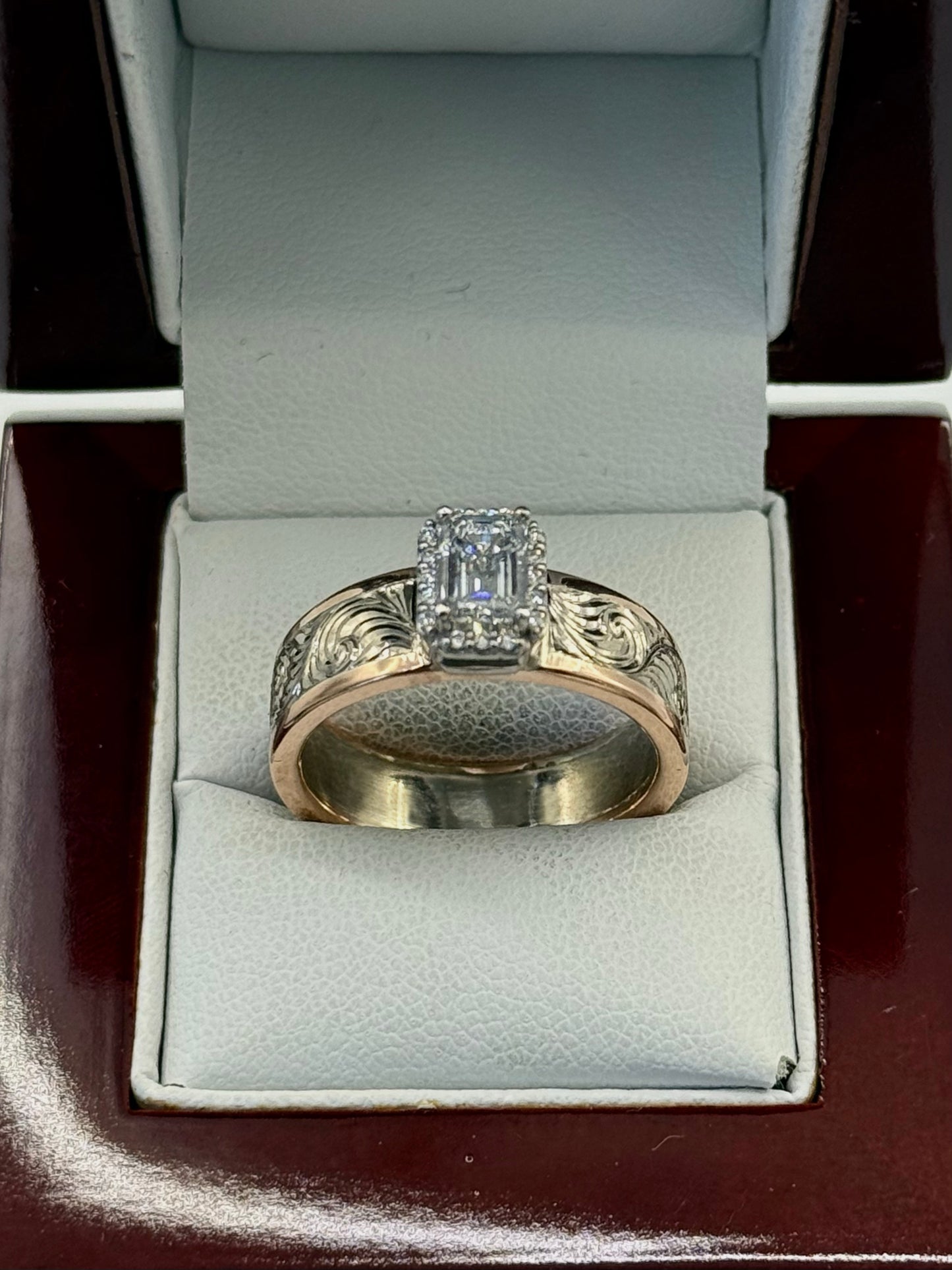 Two Tone Diamond Ring Sz 8