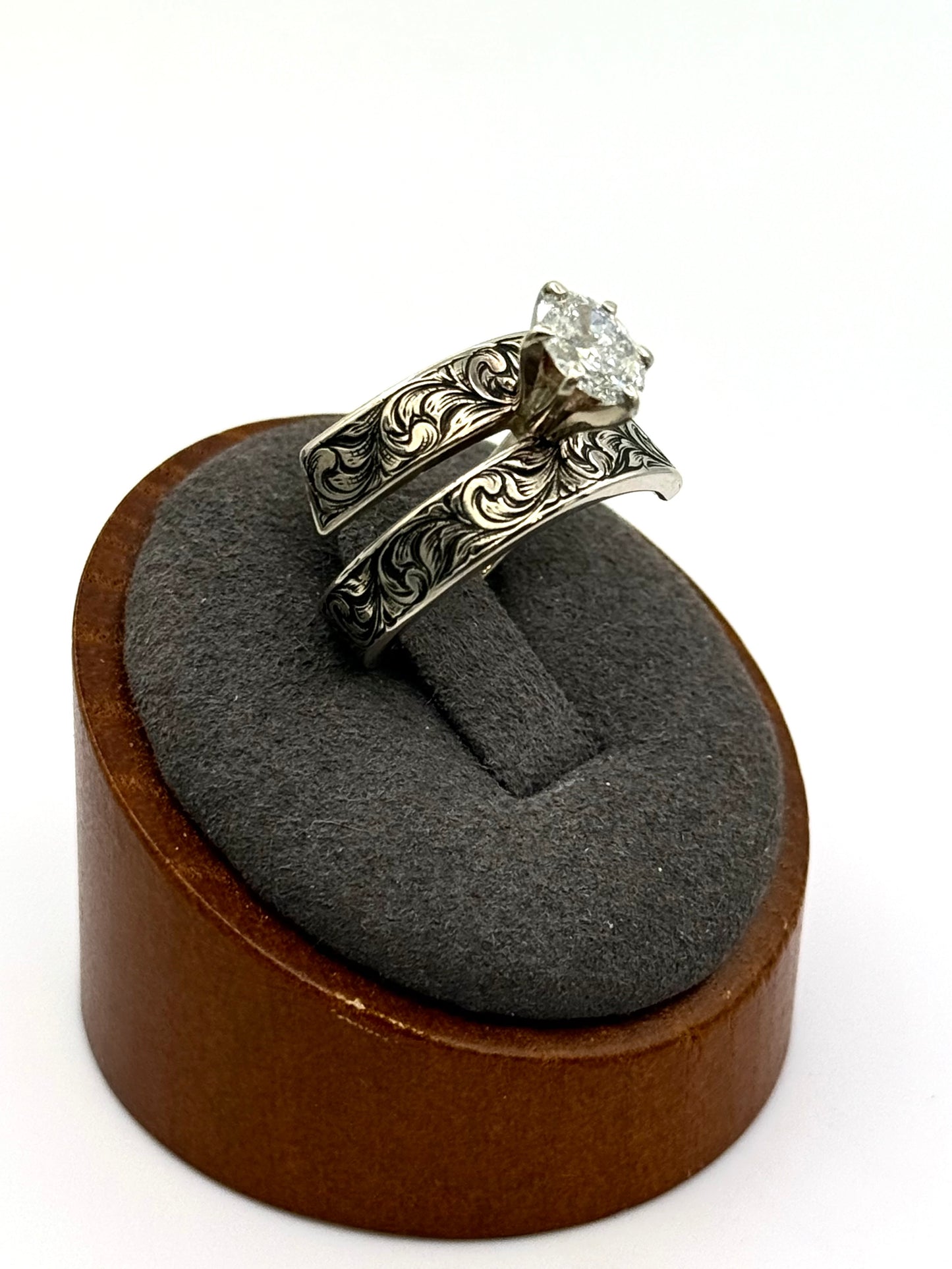 Spiral Ring Whitegold Diamond Sz 7