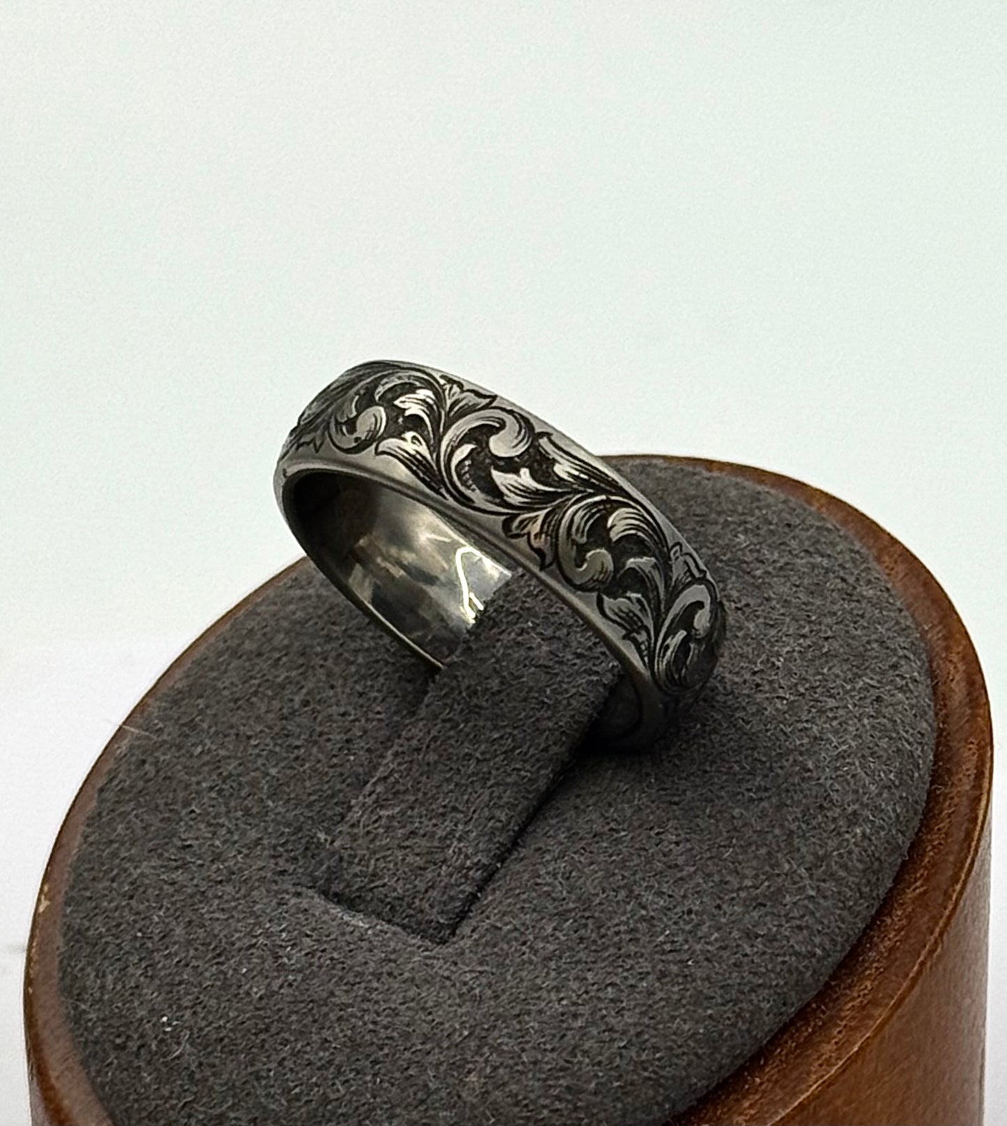 Titanium Ring Sz 7.5