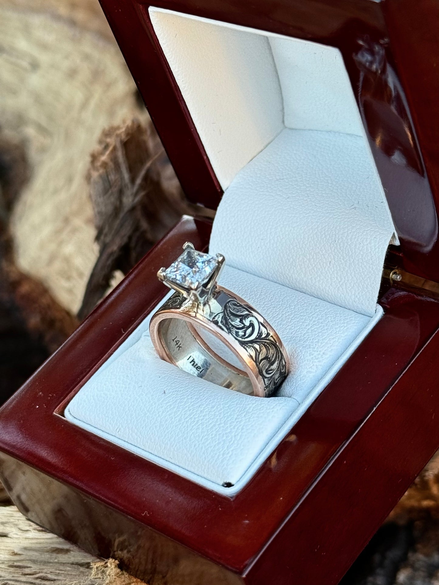 Two Tone Diamond Ring Sz 7