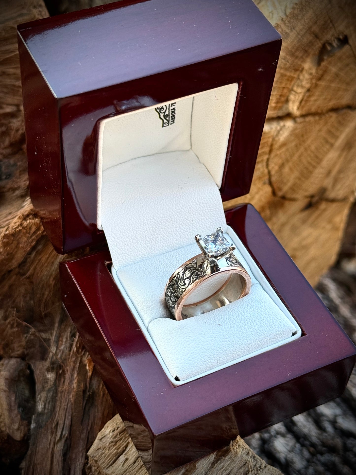 Two Tone Diamond Ring Sz 7