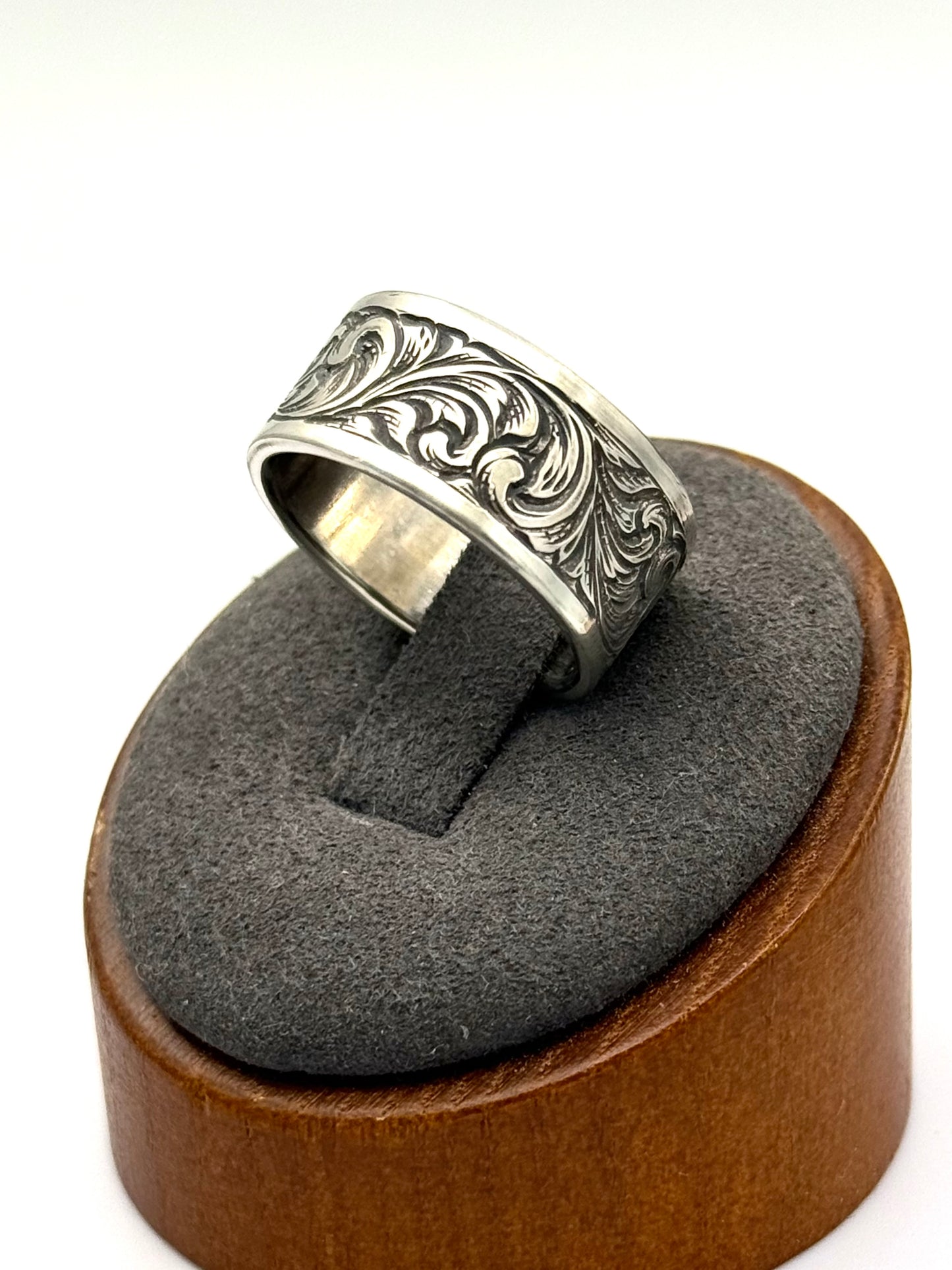 Sterling Band Sz 8.5