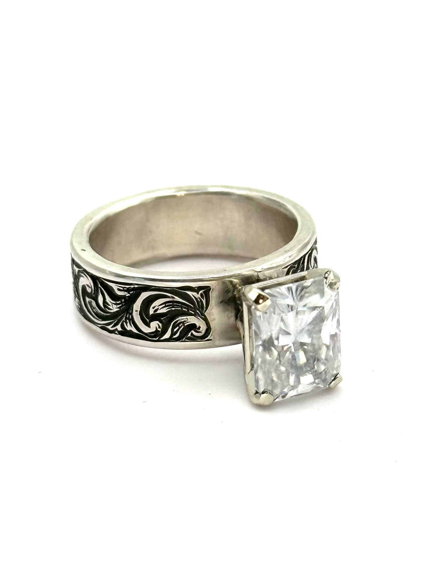 Moissanite Solitaire Sz 6.5