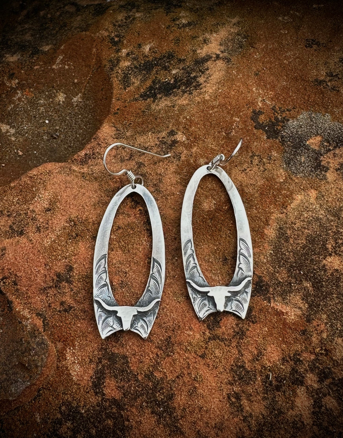 Oval Earrings Longhorn