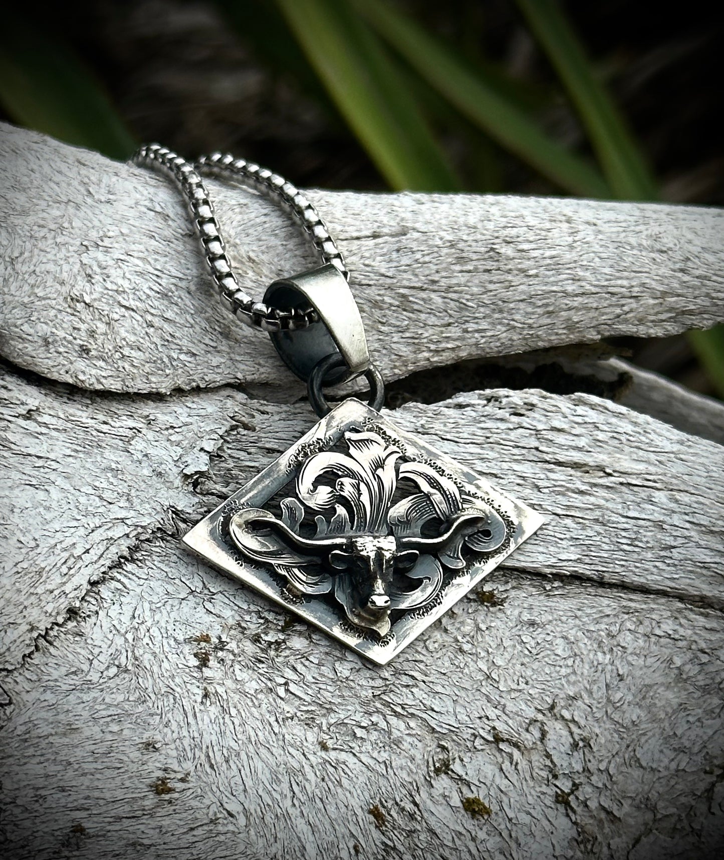 Longhorn Pendant