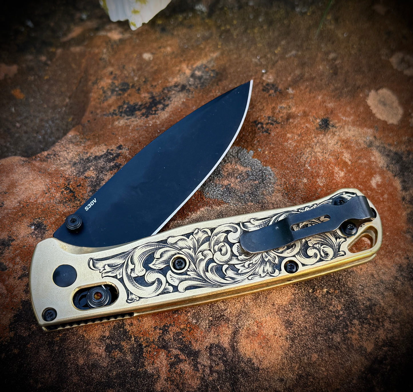 Benchmade Bugout Brass