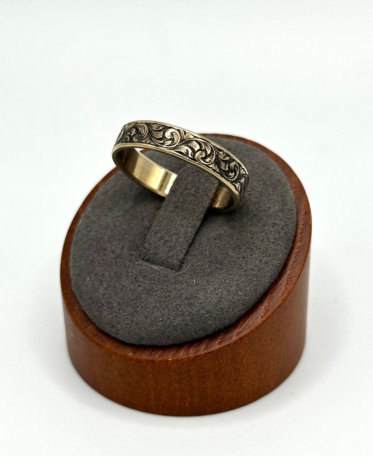 Gold Ring Sz 11
