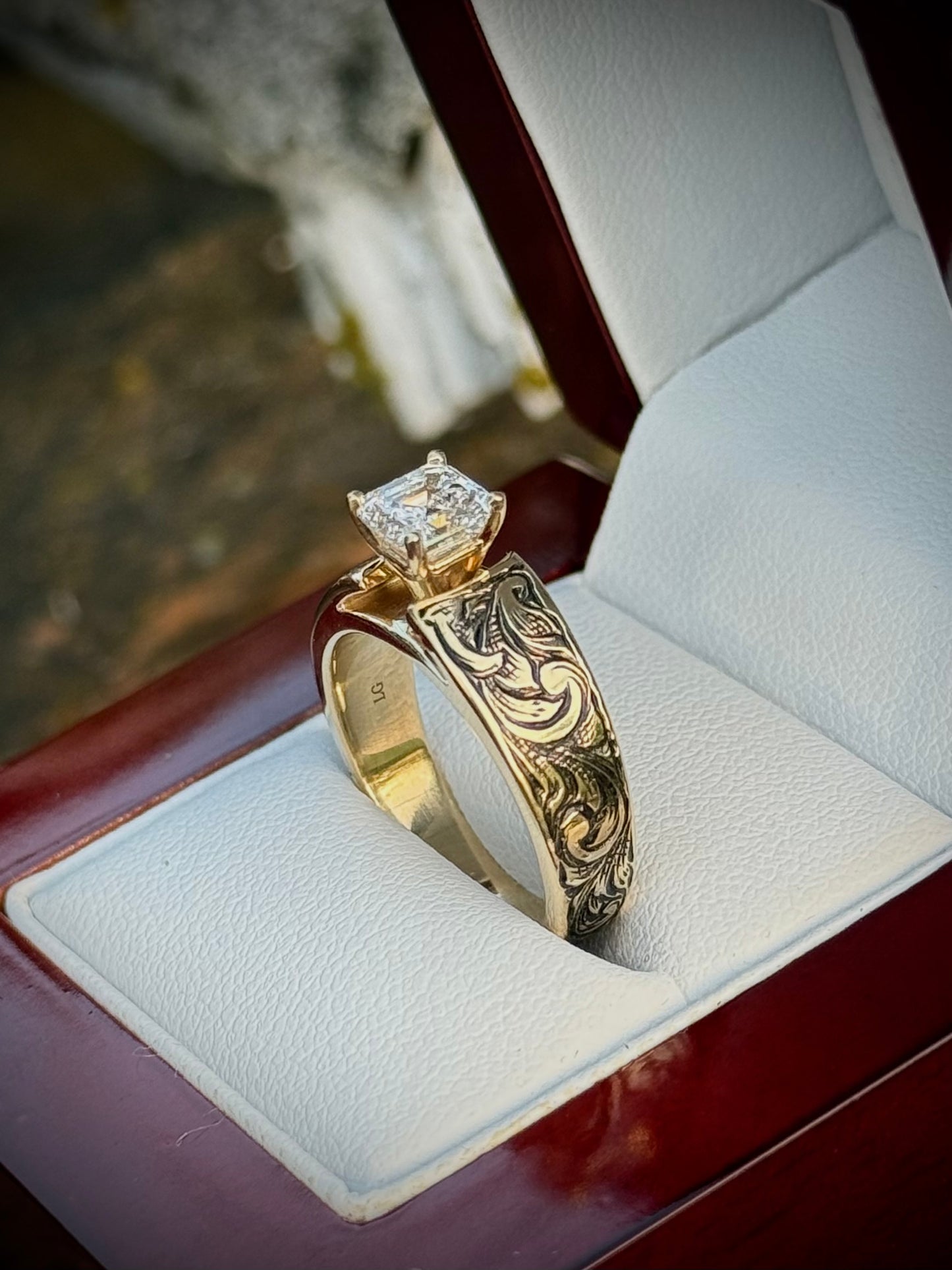 Low Cathedral Ring Sz 6.5