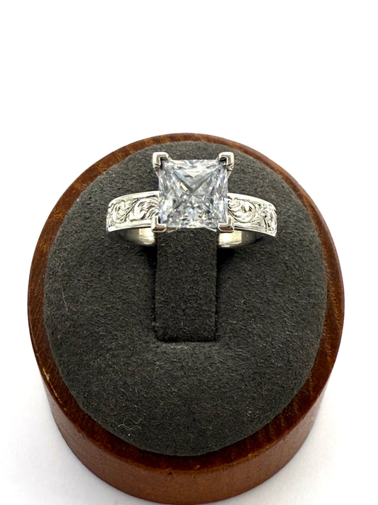 Engagement Ring Sz 7.5