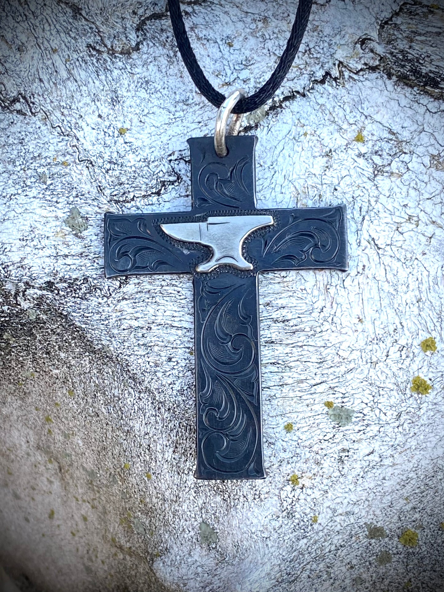 Anvil Cross