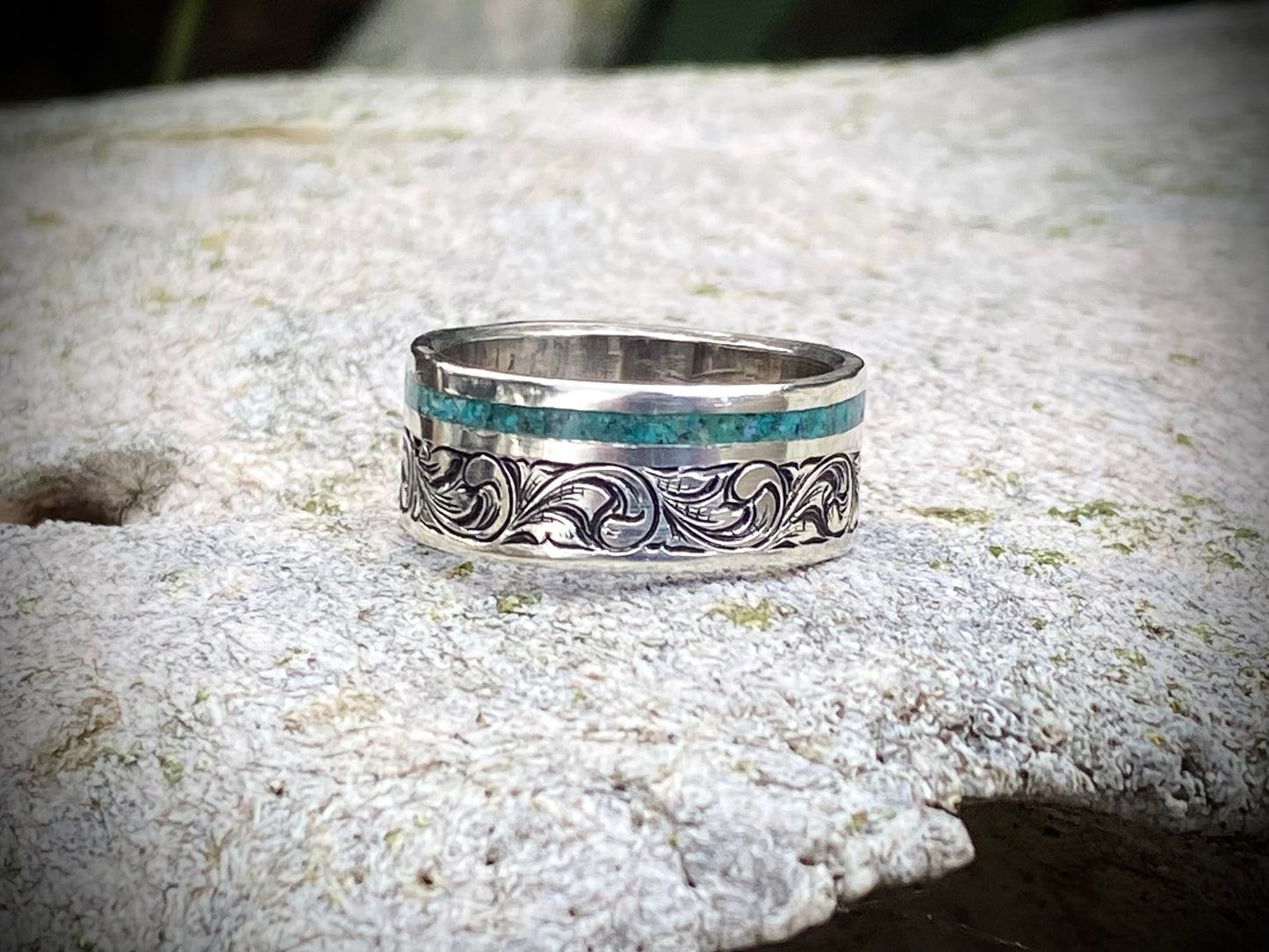 Sterling Band crushed turquoise inlay Sz 8.5