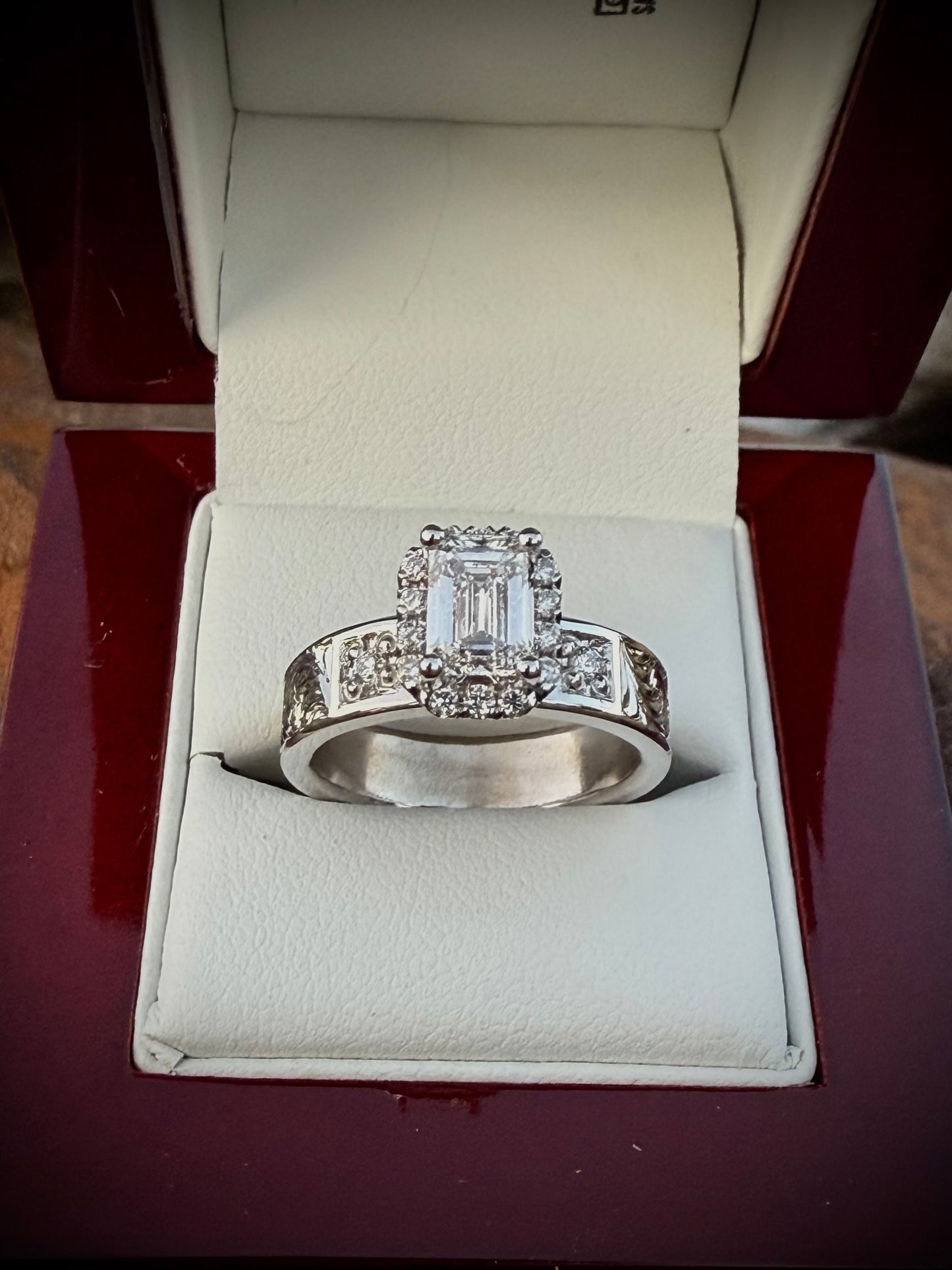 Engagement Ring Accented Sz 6.5