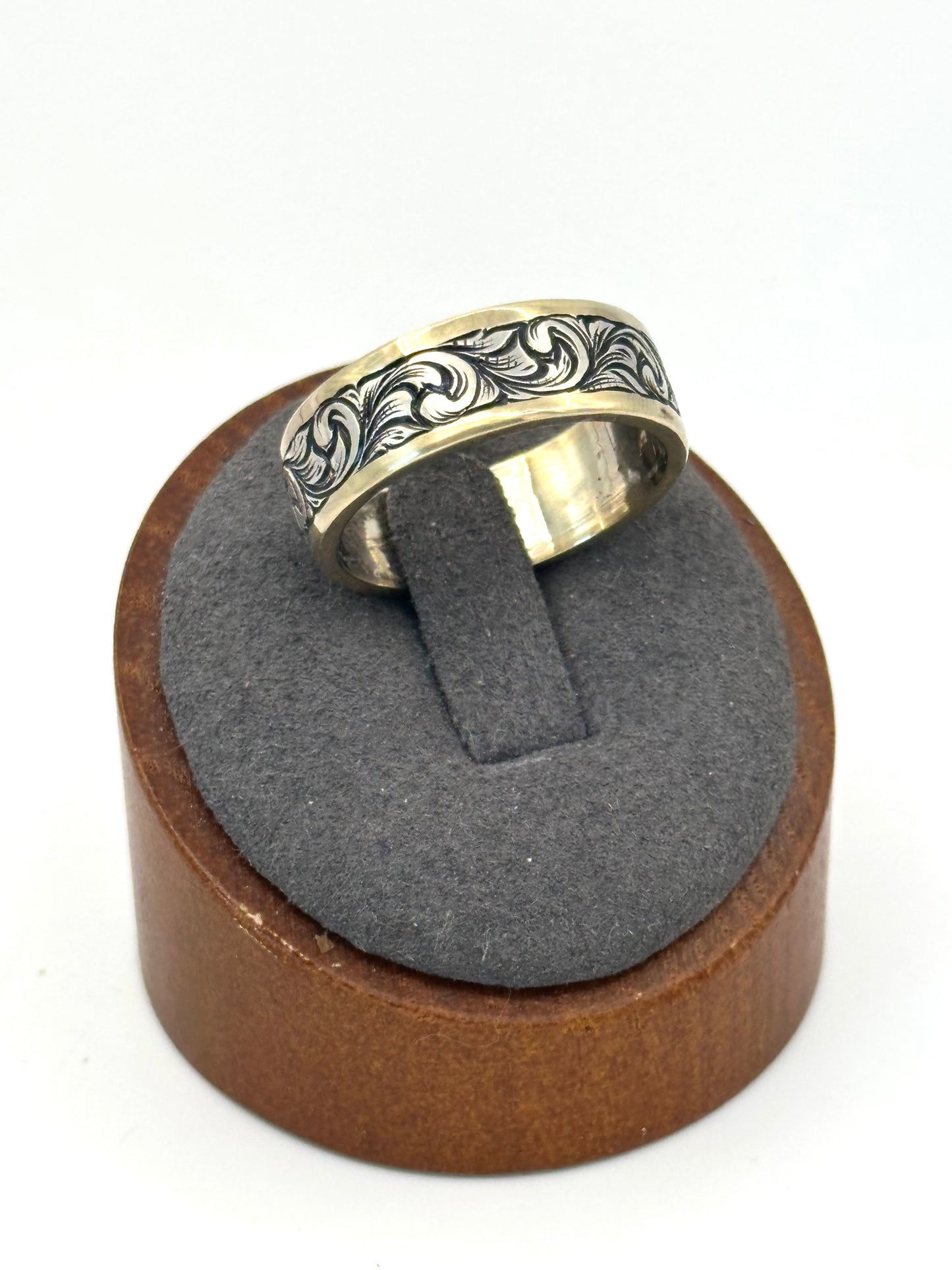 Two Tone Silver and Gold Band Sz 11