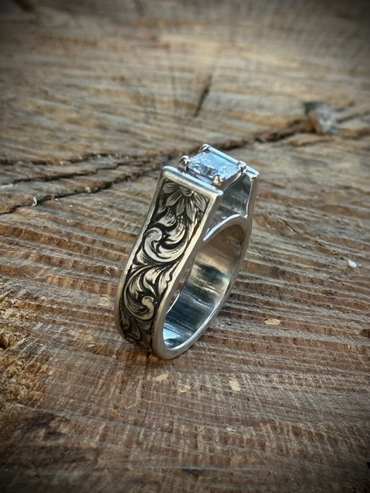 Sterling Cathedral Ring Sz 7