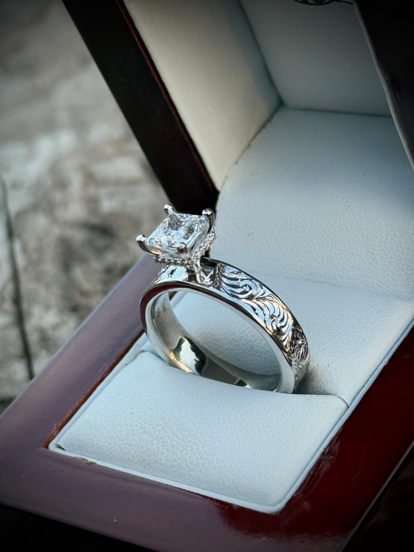 Engagement Ring Sz 7.5