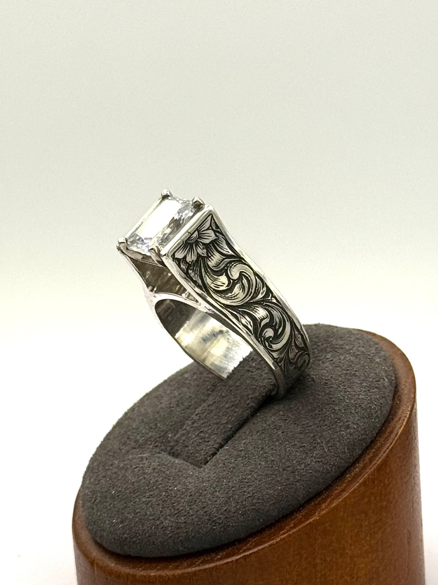 Sterling Cathedral Ring Sz 8