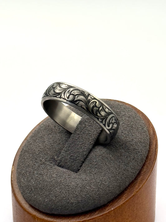 Titanium Band Sz 11