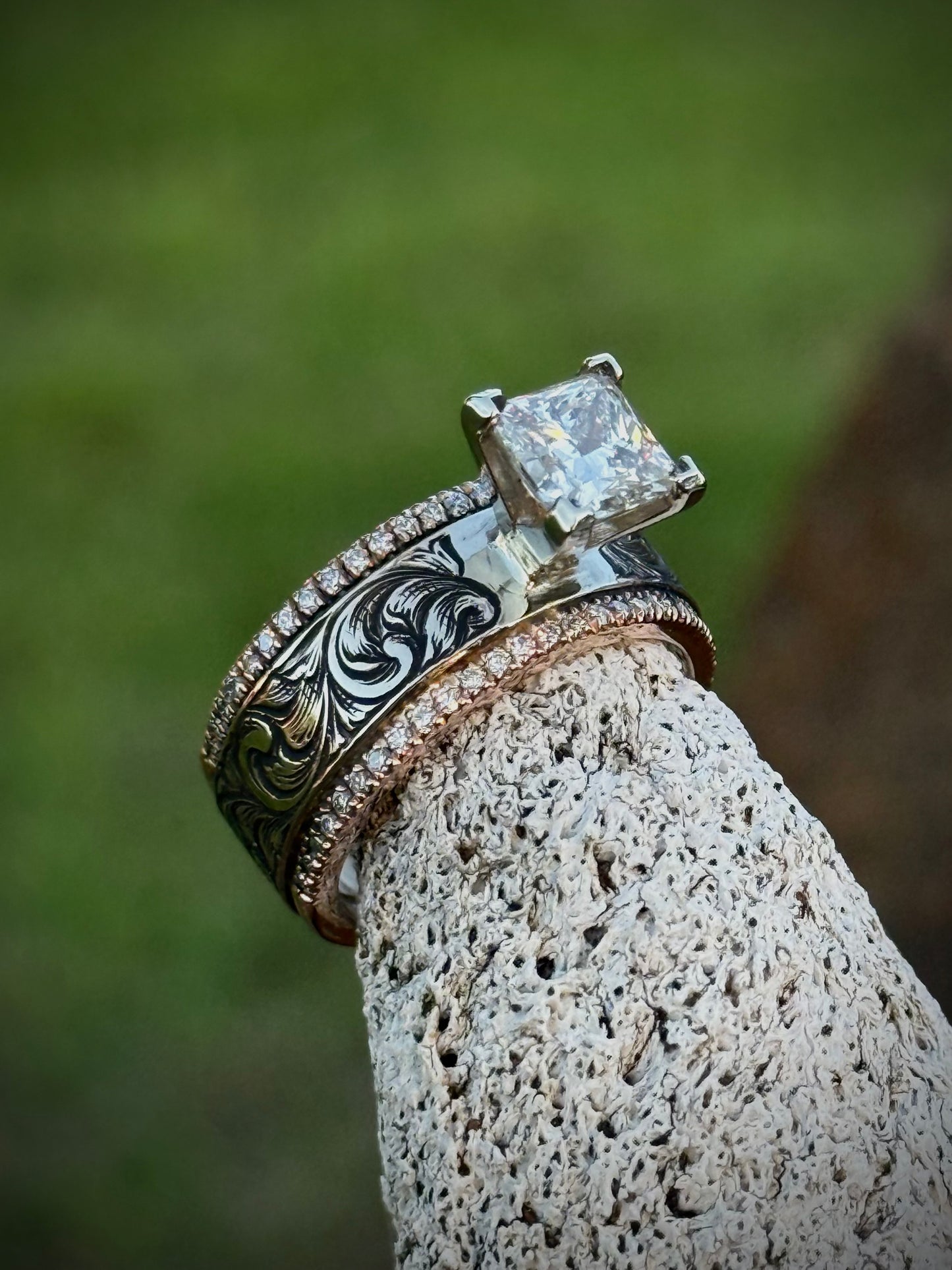 Two Tone Diamond Ring Sz 6