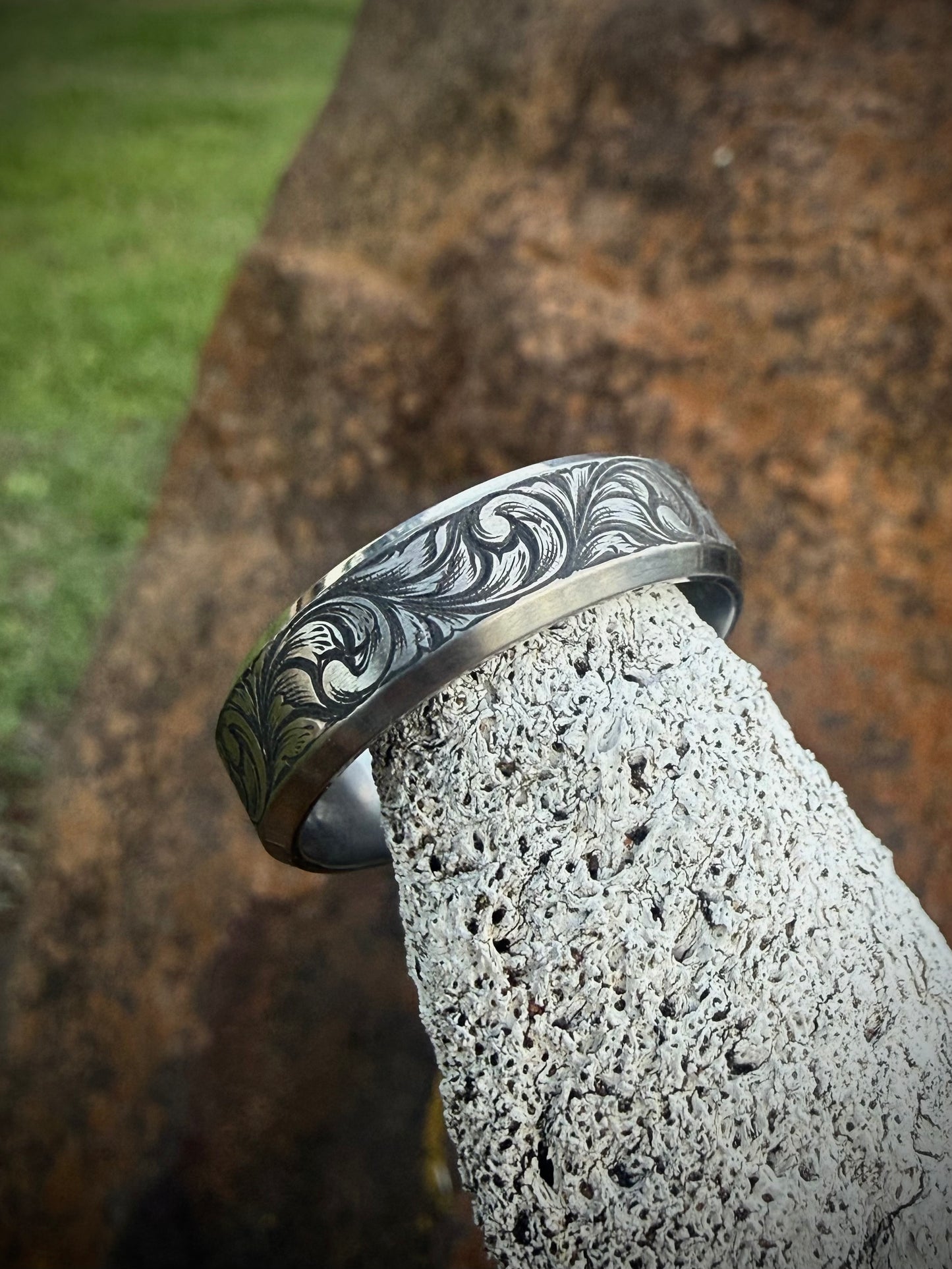 Titanium Band Sz 13