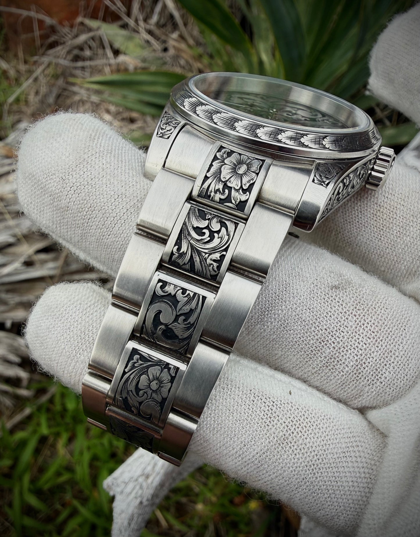 Floral Watch #03