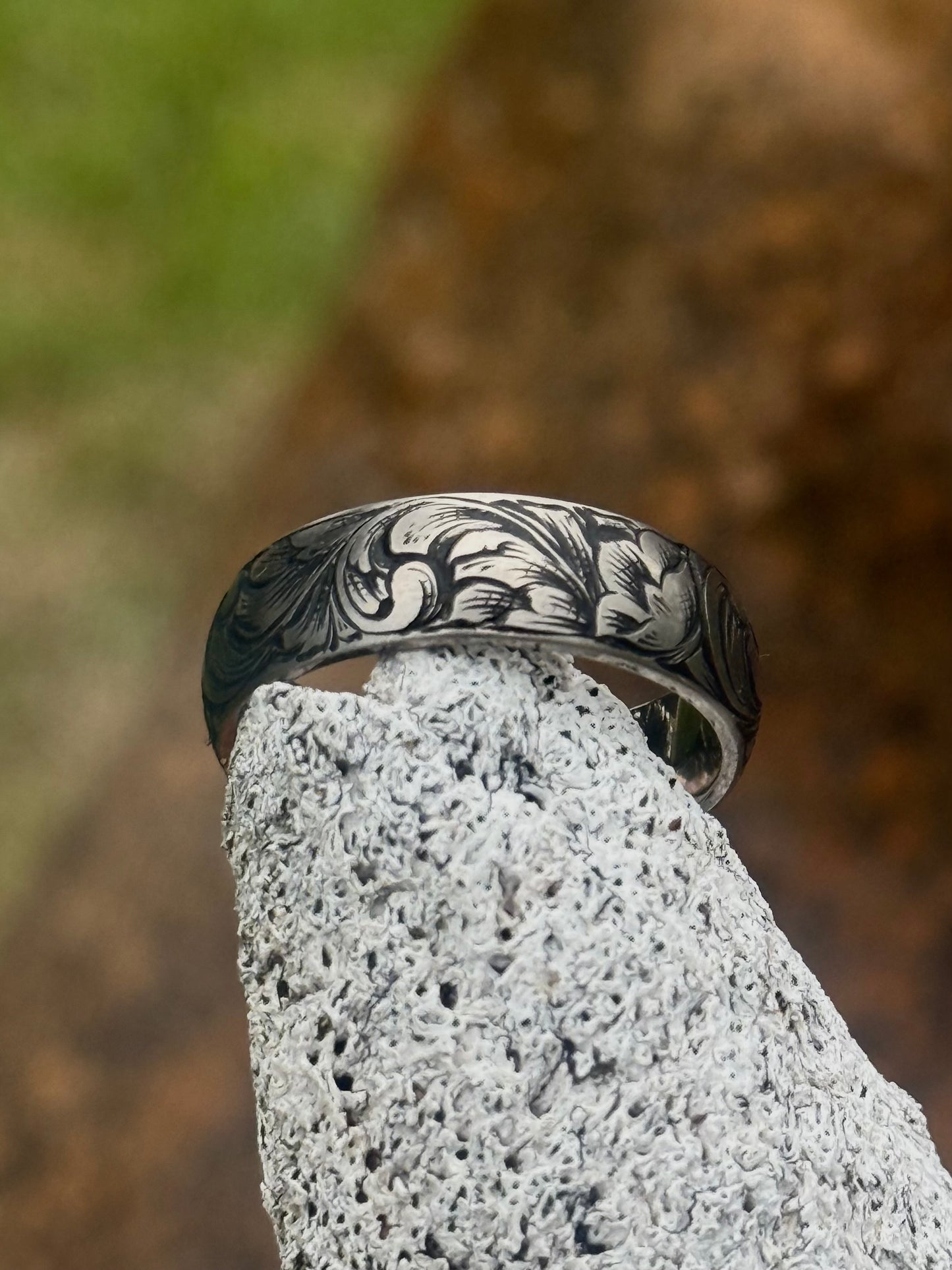Titanium Band Sz 7