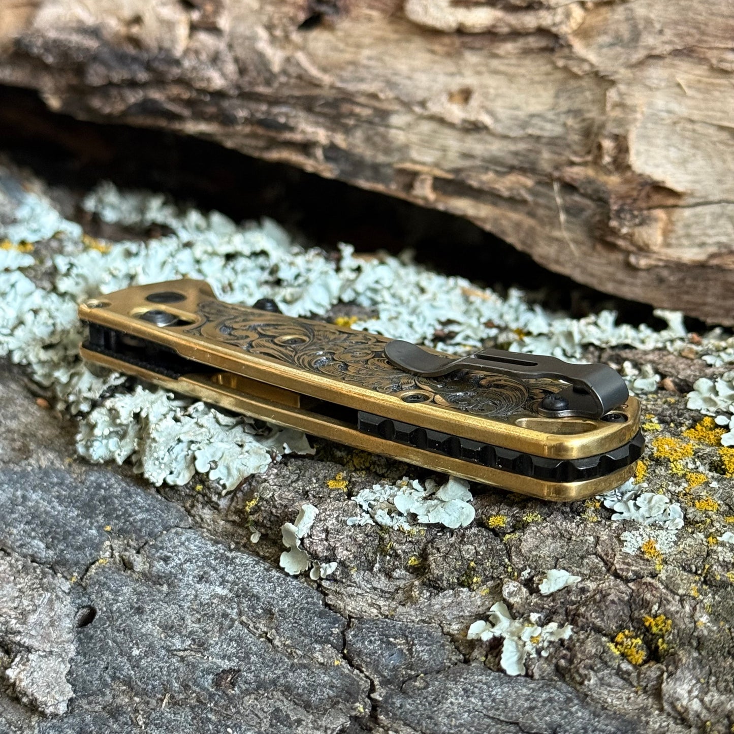Benchmade Bugout Brass